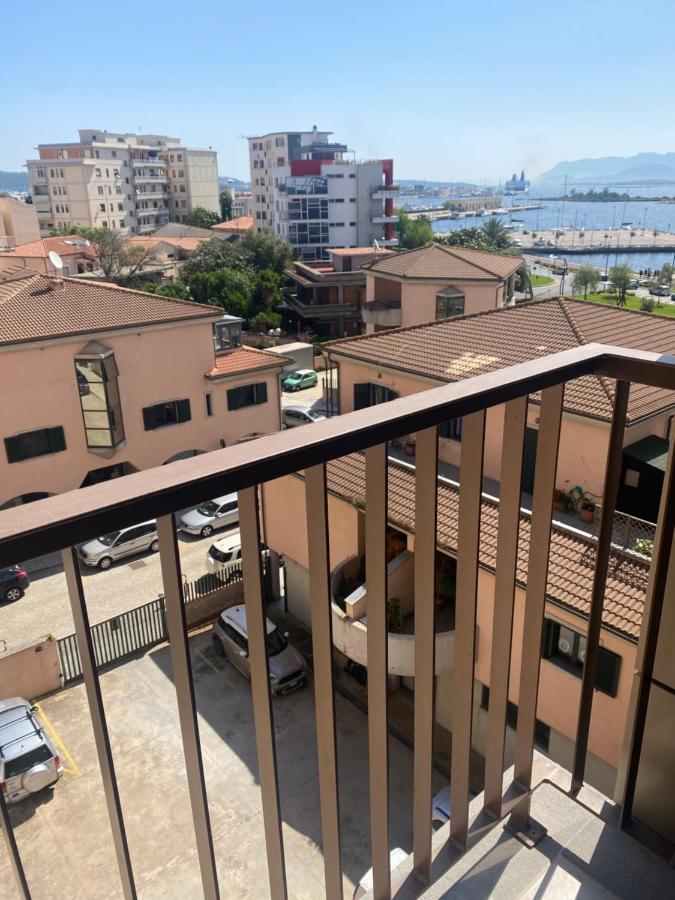 Seaside Apartments Casa Carla E Casa Andrea Olbia Ngoại thất bức ảnh